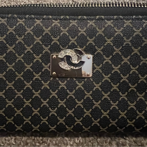 CC Black and Tan Patterned Wallet - Picture 4 of 6